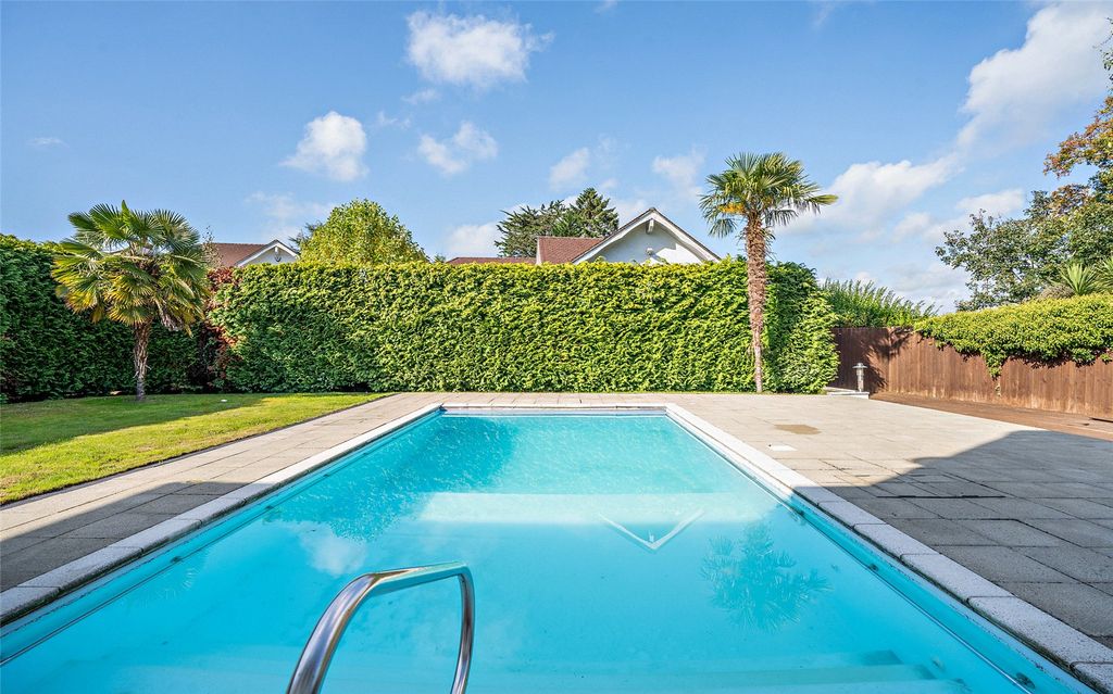 Property photo 3 of 25 Picture No. 03