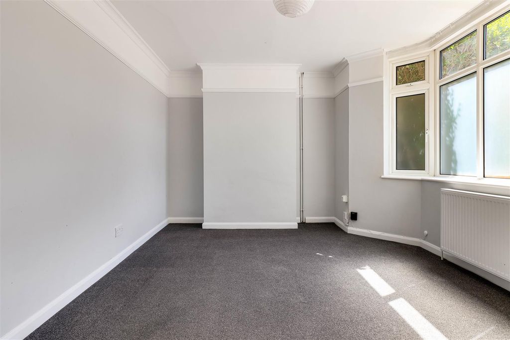 Property photo 3 of 22 Img (3).Jpg
