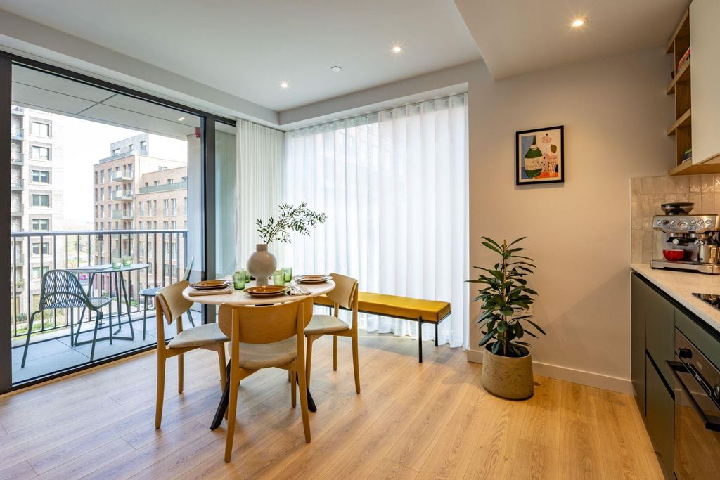 Property photo 2 of 10 Image