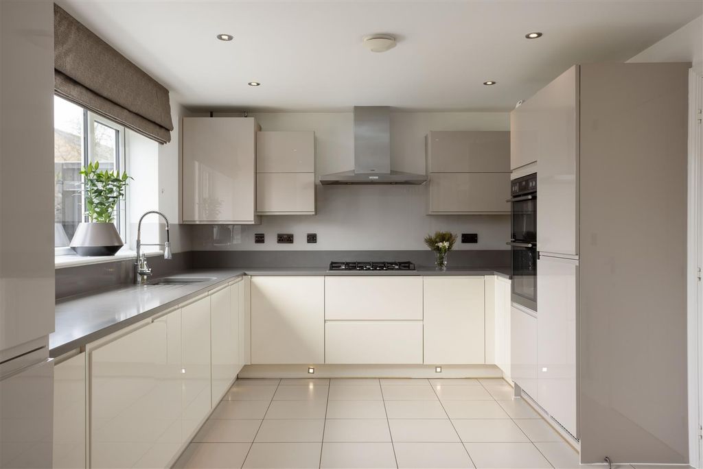 Property photo 2 of 20 00006.Jpg