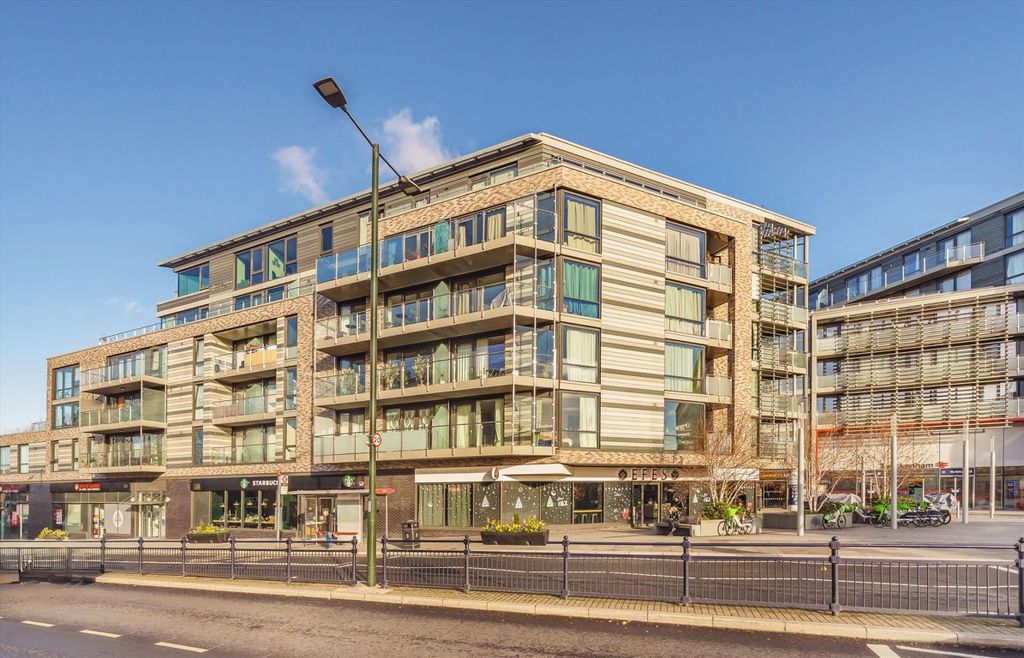 Property photo 1 of 5