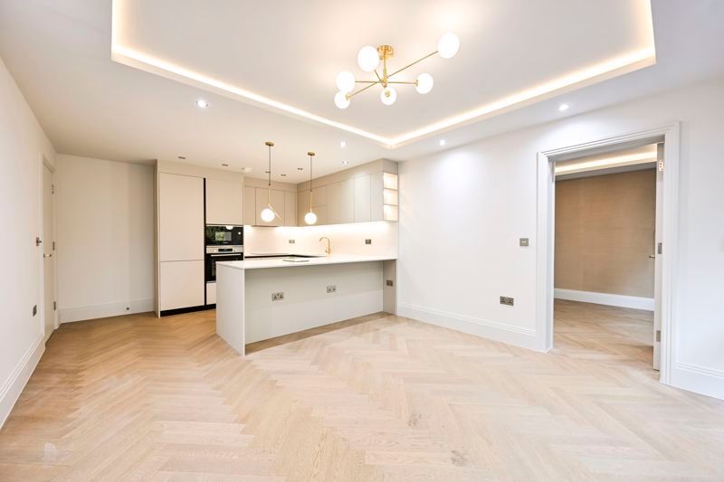 Property photo 2 of 21 Photo 12