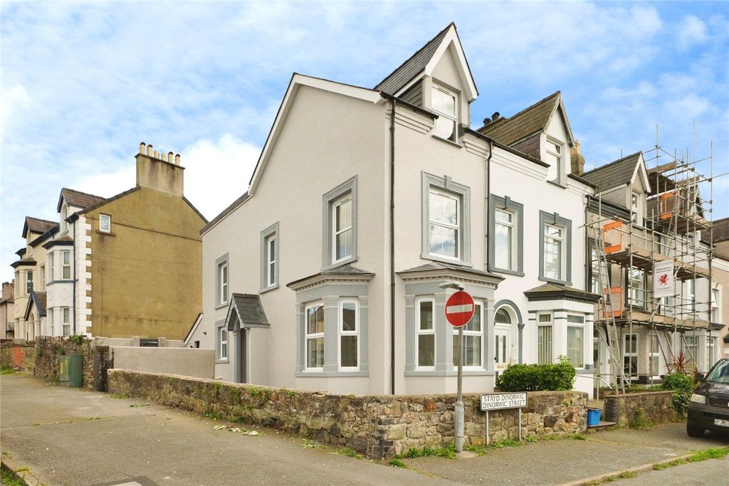 Property photo 1 of 28 Picture No. 24