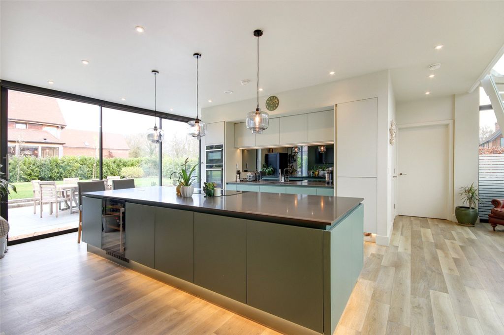 Property photo 2 of 18 Open Plan Kitchen