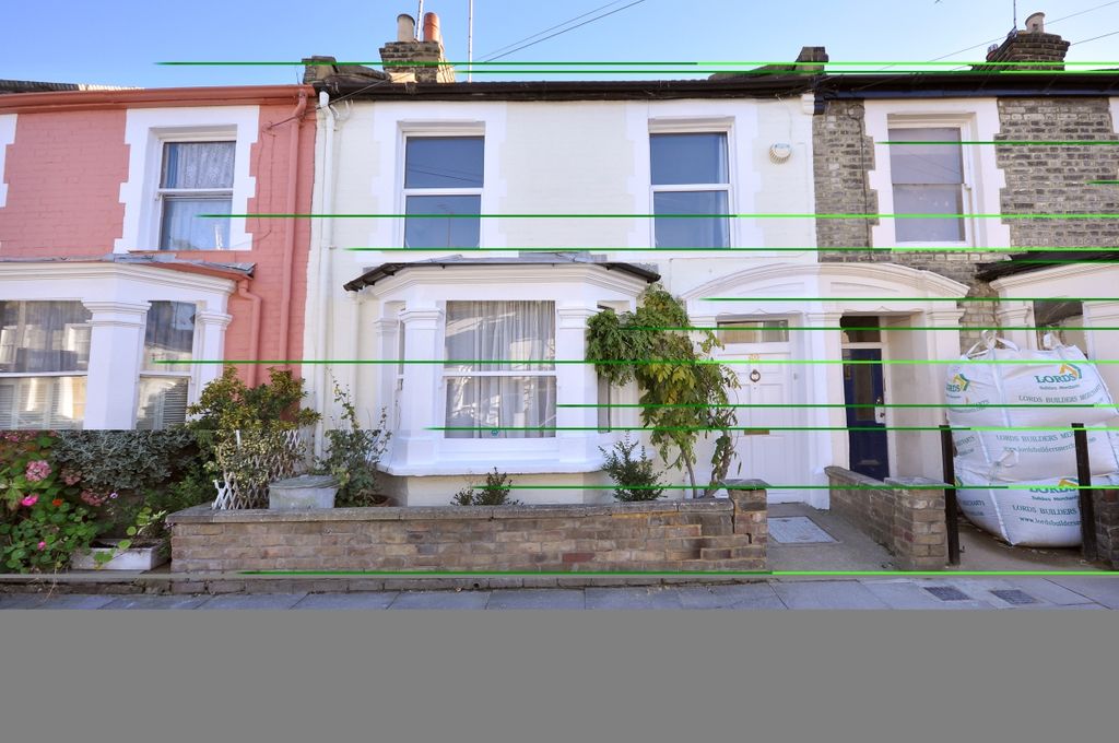 Property photo 2 of 4 External