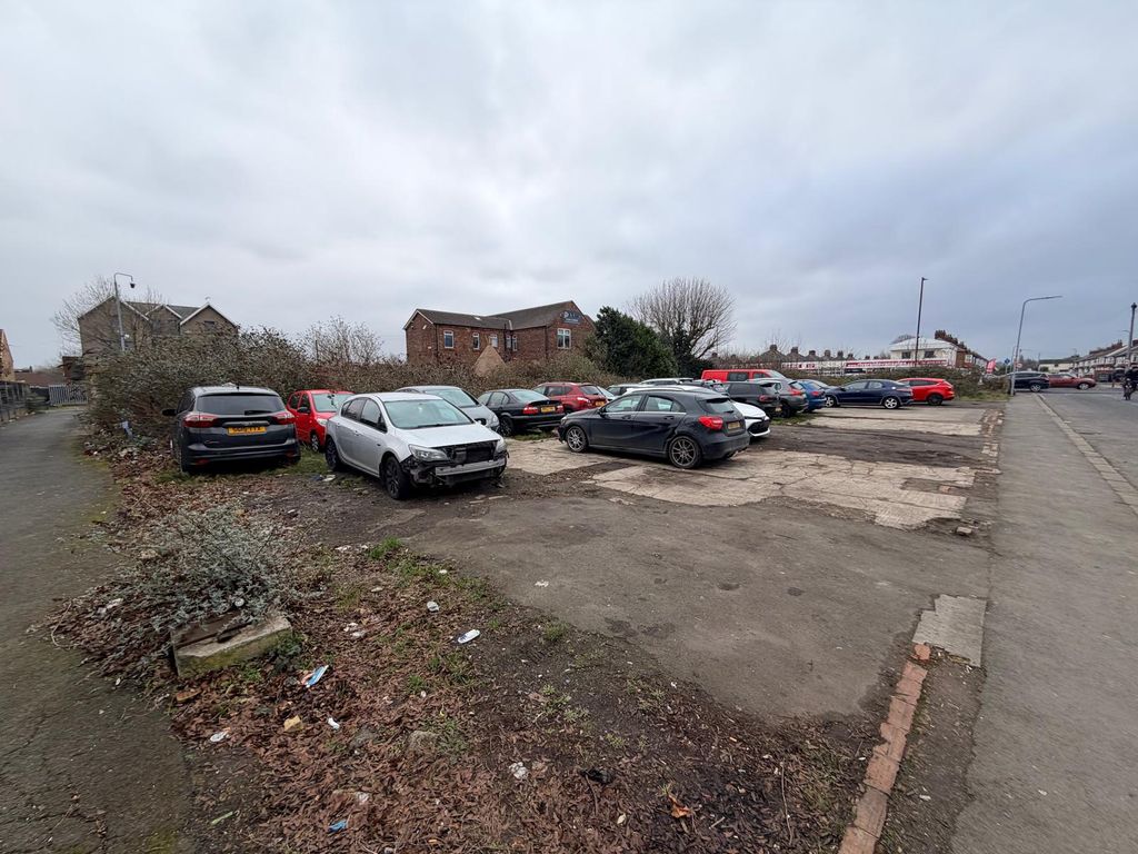 Property photo 3 of 5