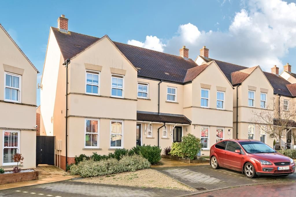 Property photo 1 of 21 Front Aspect