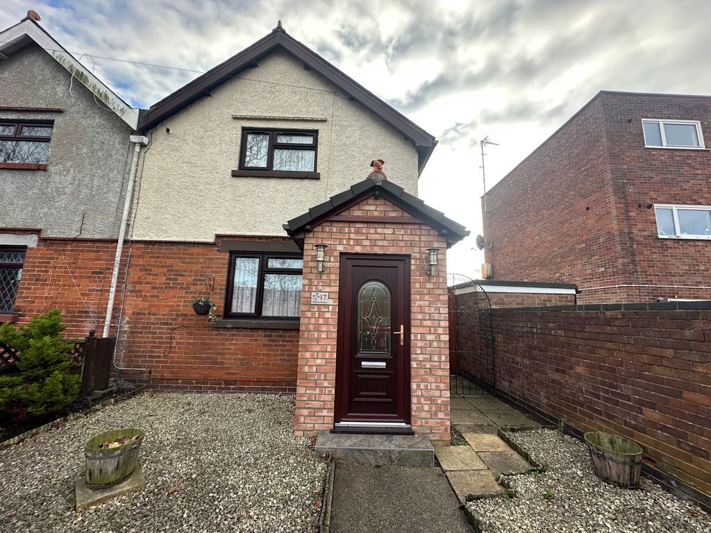 Property photo 1 of 11 Front