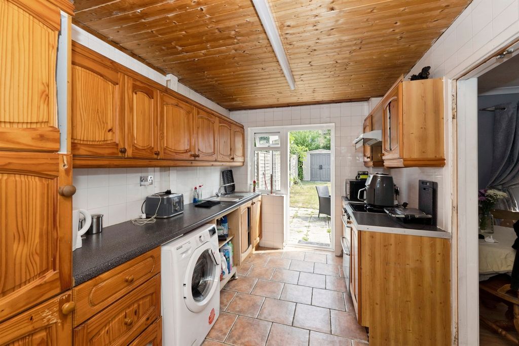 Property photo 2 of 14