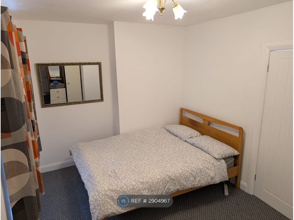 Property photo 3 of 29 Room 1
