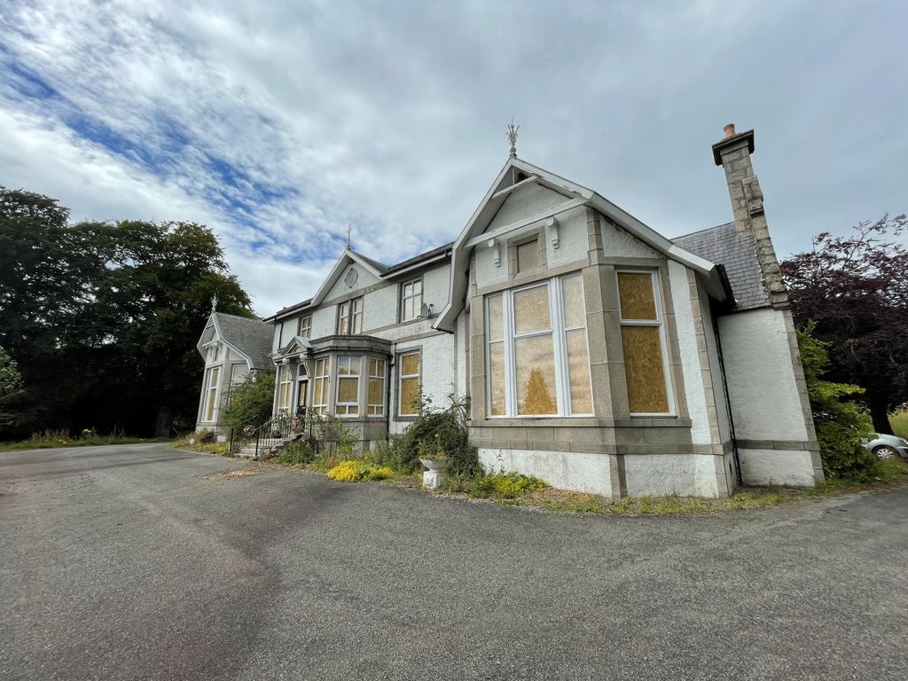 Property photo 2 of 7 2