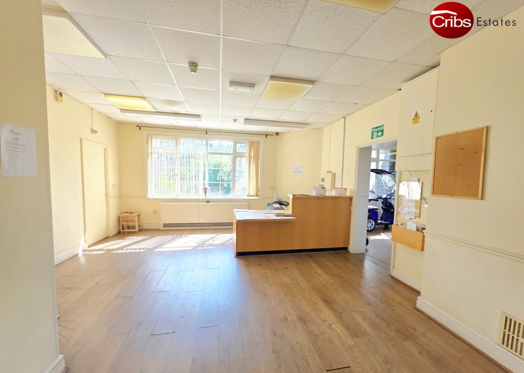 Property photo 2 of 10 Gallery