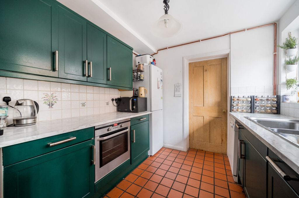 Property photo 3 of 30 1387282-2-6931Aef...