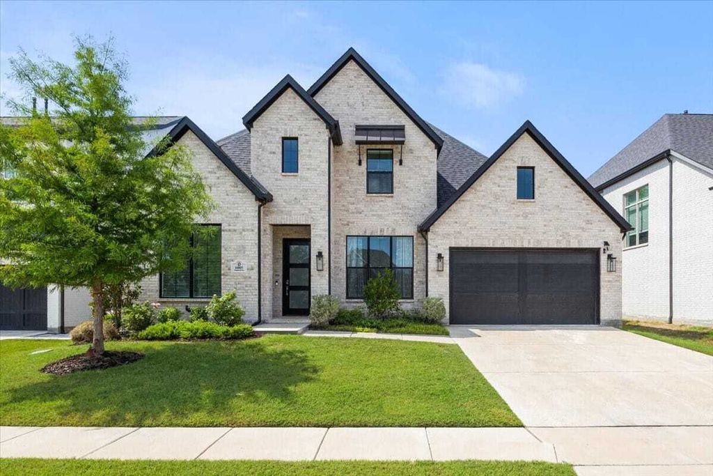 Property photo 1 of 31