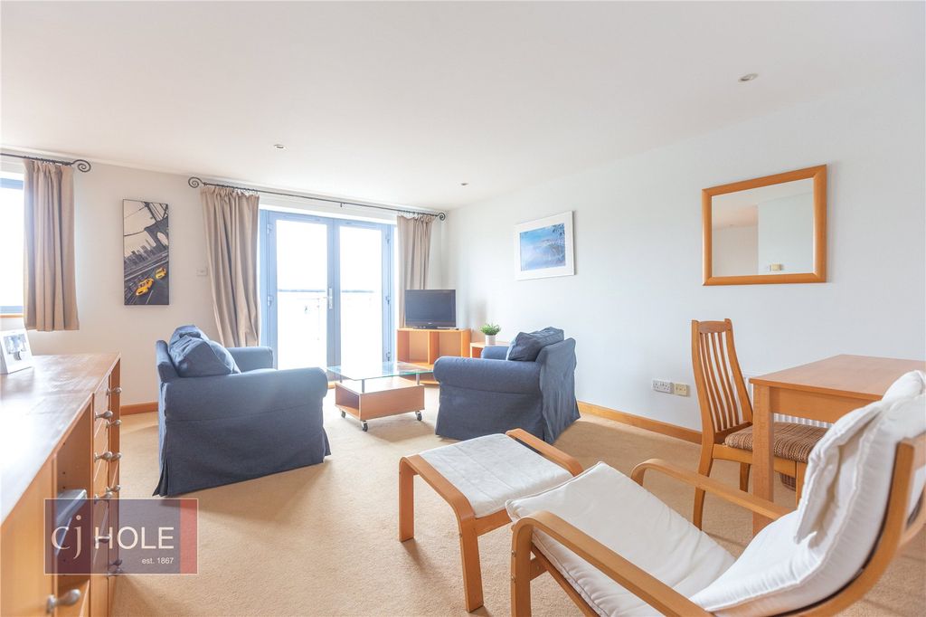 Property photo 1 of 24 Picture No. 44