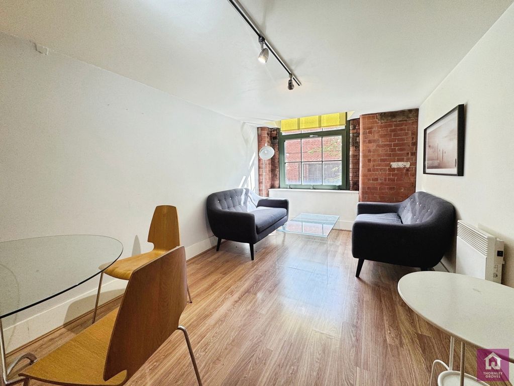 Property photo 2 of 16 Pbox-Img.Jpg