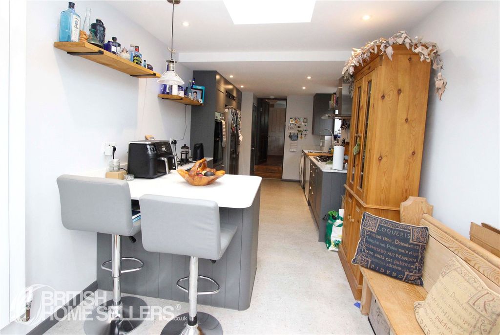 Property photo 3 of 15 Picture No. 03