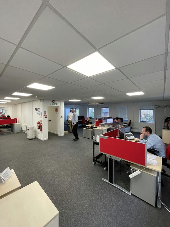 Property photo 2 of 4 A6c29Bebcb26B14c99692c5Fb8129E7Bimg_7653.Jpeg