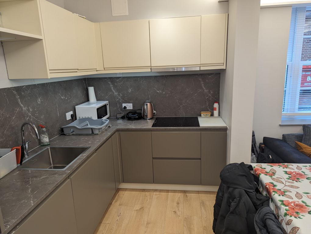 Property photo 2 of 7
