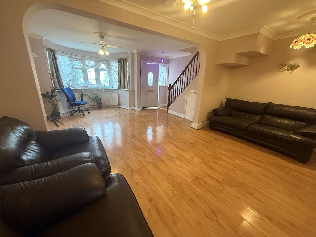 Property photo 1 of 13 Three Bedroom House To Rent