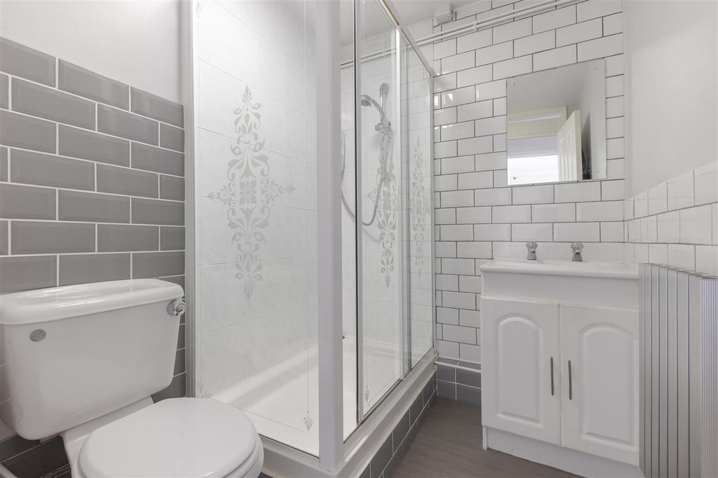 Property photo 3 of 15 Ba-9.Jpg