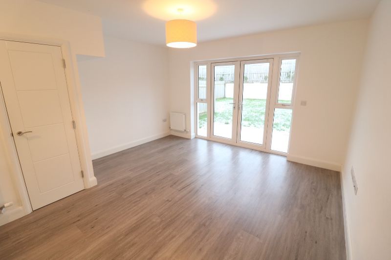 Property photo 3 of 28 Photo 3