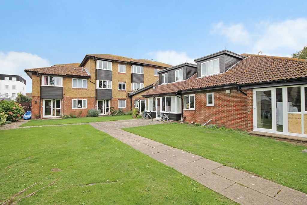 Property photo 1 of 7