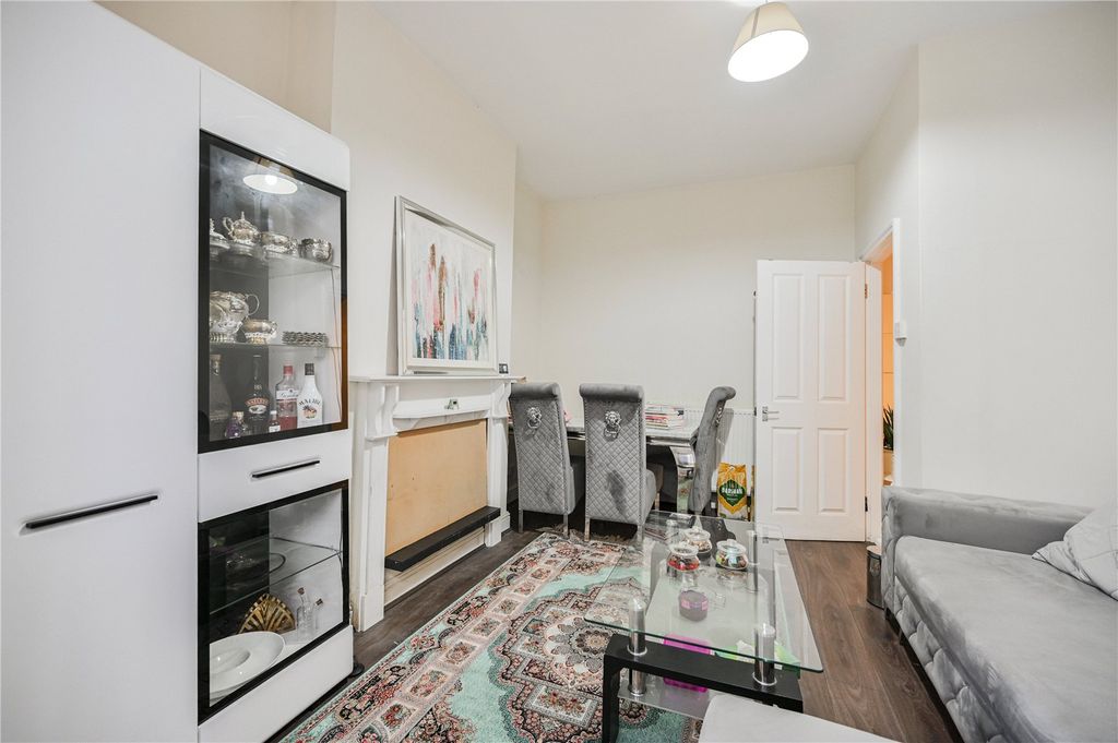 Property photo 3 of 10 Picture No. 09