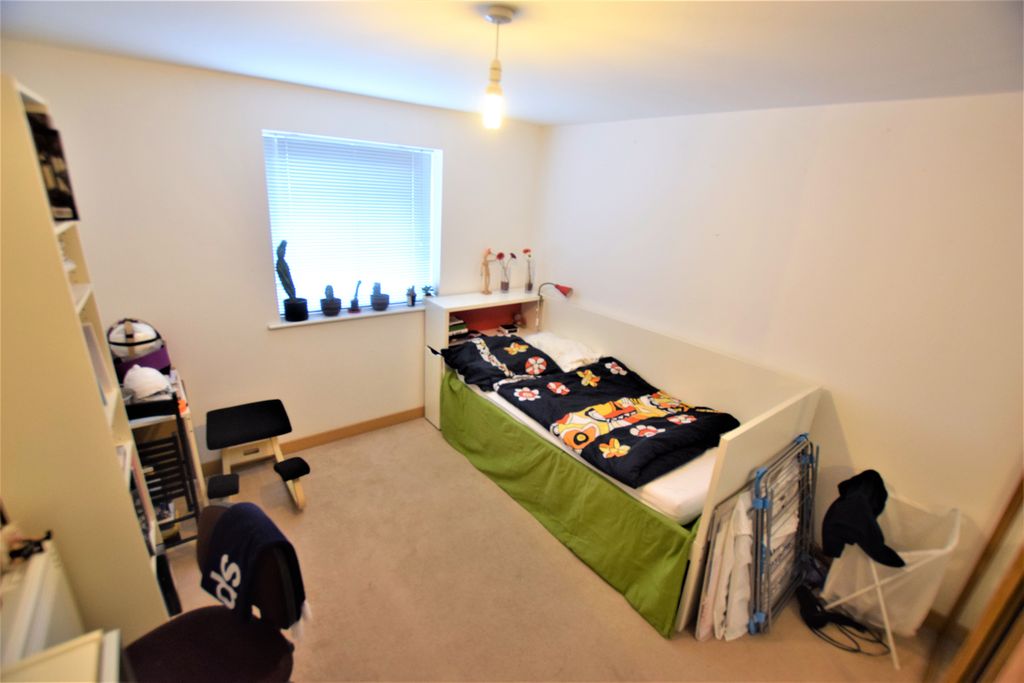 Property photo 3 of 5