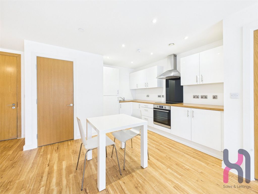 Property photo 3 of 13 Picture No. 20