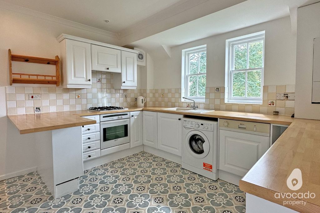 Property photo 3 of 19 4095488