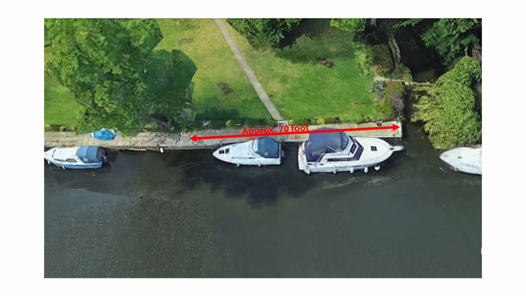 Property photo 2 of 9 Moorings Pics For 70 Foot