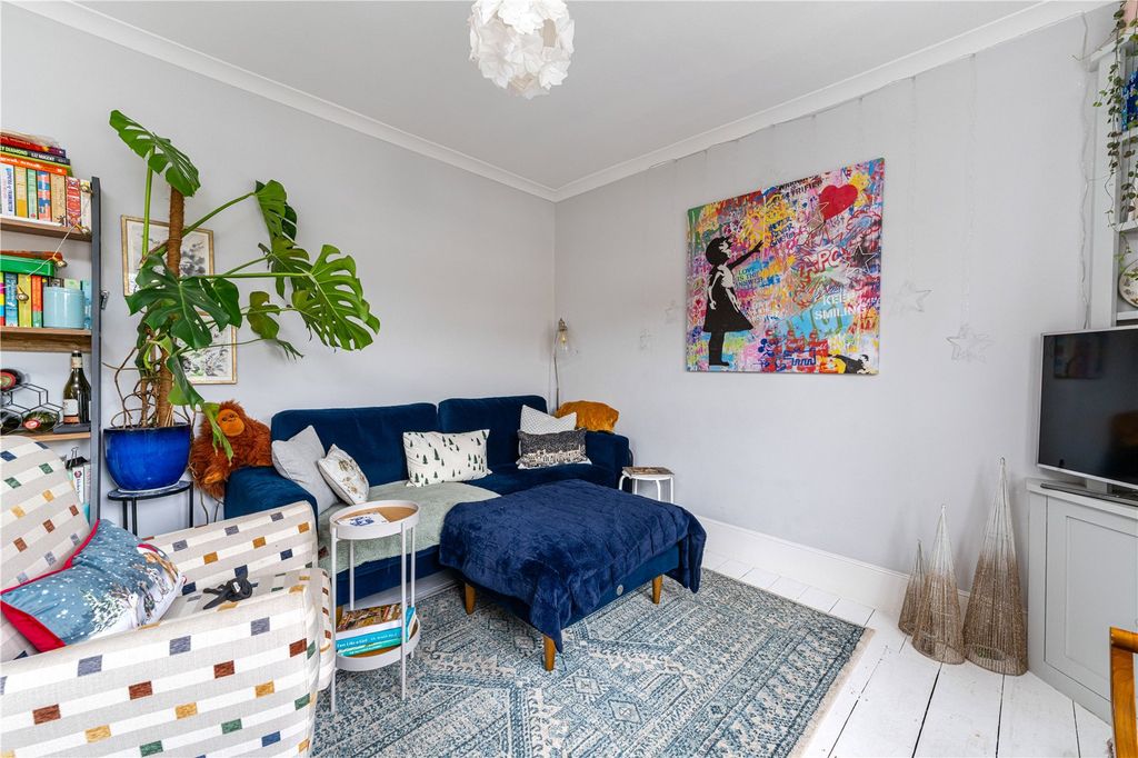 Property photo 2 of 11 Picture No. 72