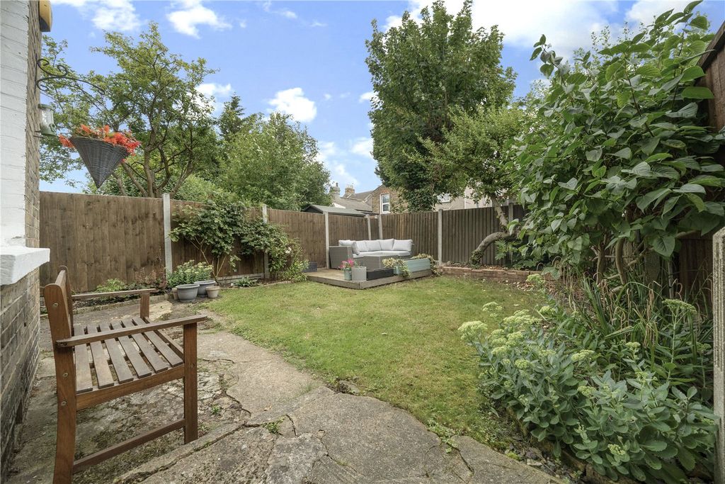Property photo 3 of 21 Picture No. 07