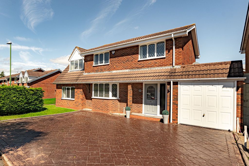 Property photo 1 of 37
