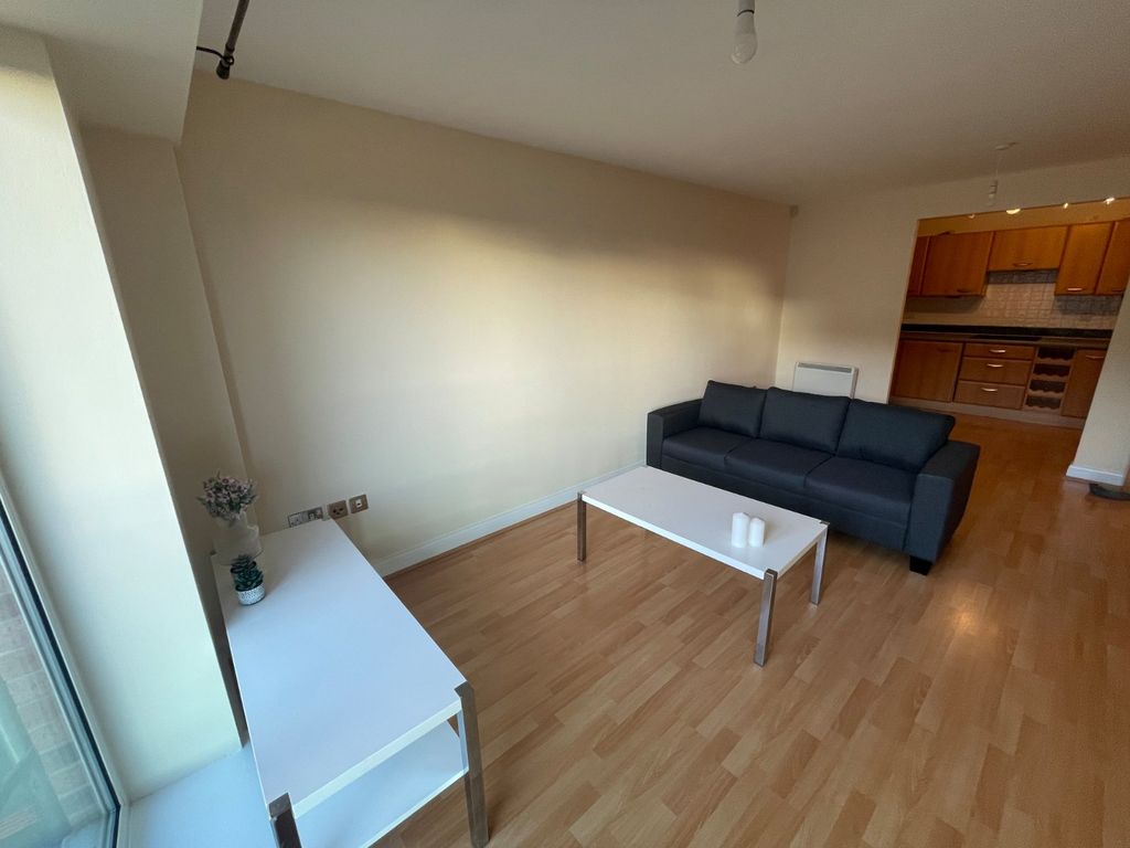 Property photo 2 of 6 Picture No. 20