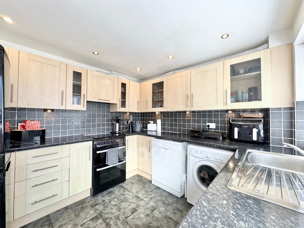Additional image 4 of 3 bed end terrace house for saleConval Way, Paisley PA3
