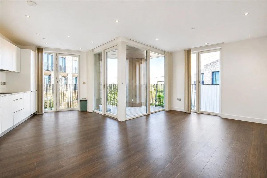 Property photo 2 of 6 457B55A56Bbaafe0Bc08A5F65Fe741Ea167E0A1E.Png