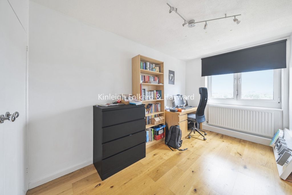 Property photo 2 of 6 A1c6064c-B375-4c6E-B