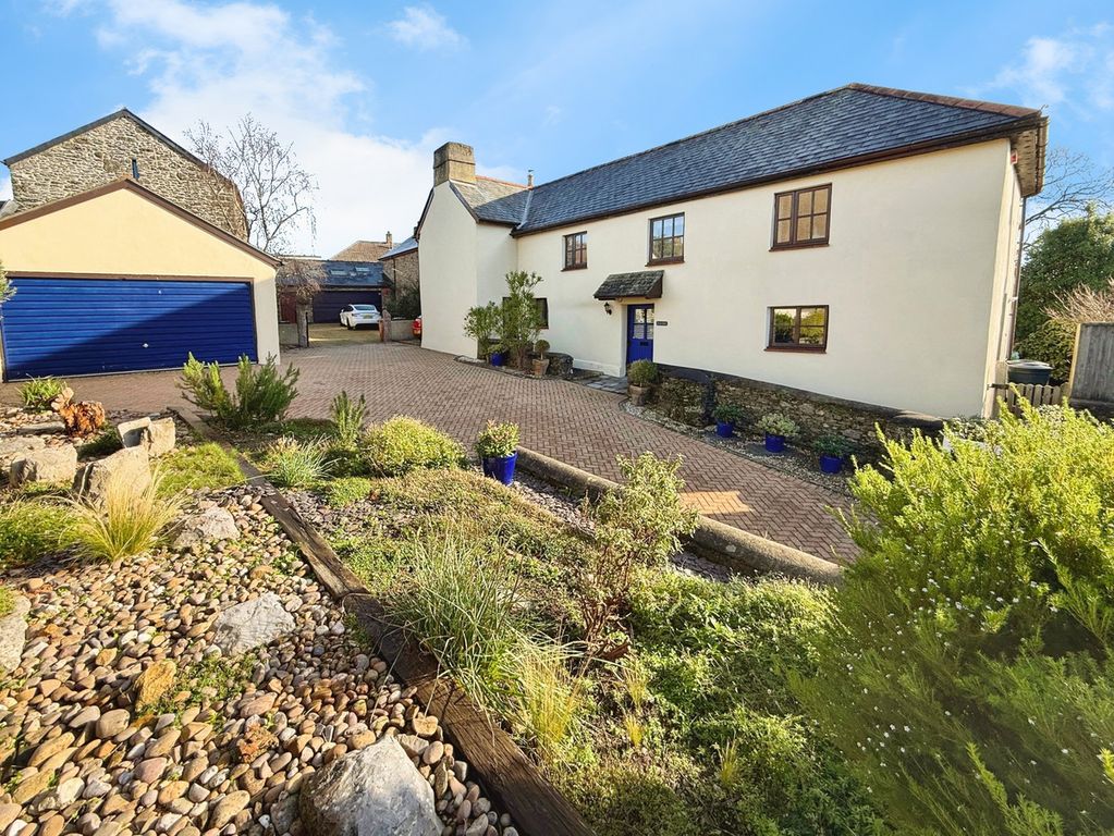 Property photo 1 of 26