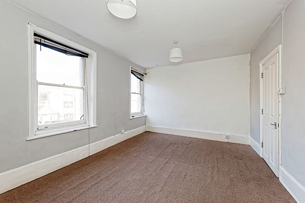 Property photo 3 of 15 Photography