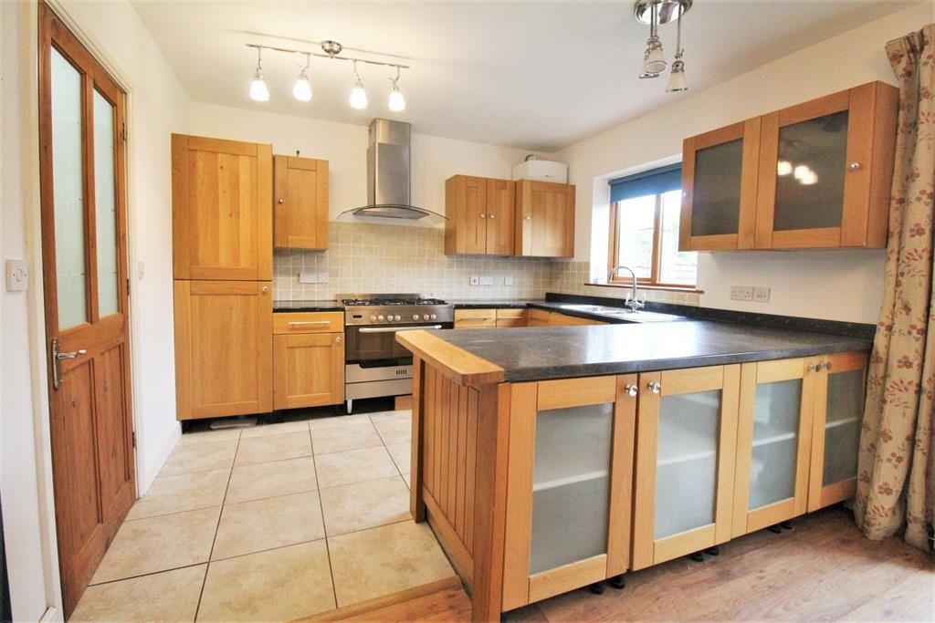 Property photo 3 of 17