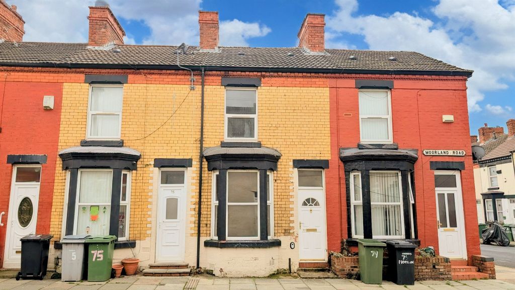 Property photo 1 of 12