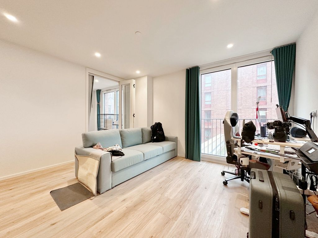 Property photo 3 of 8 Photo 3