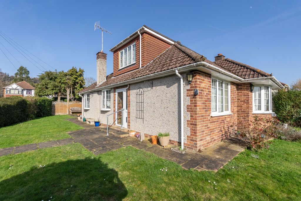Property photo 1 of 12 Dsc00163