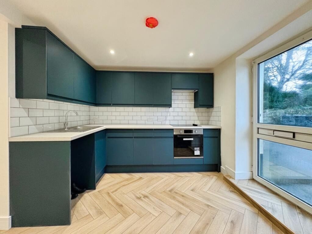 Property photo 3 of 16 4848382