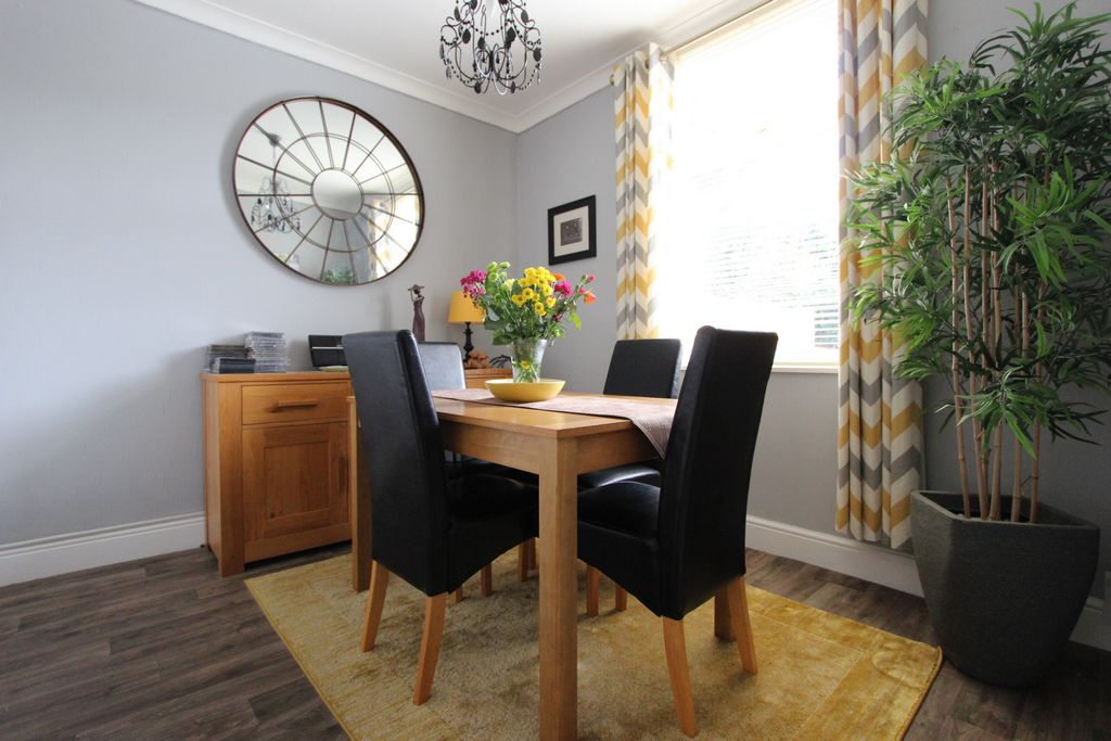 Property photo 2 of 15 Photo 14