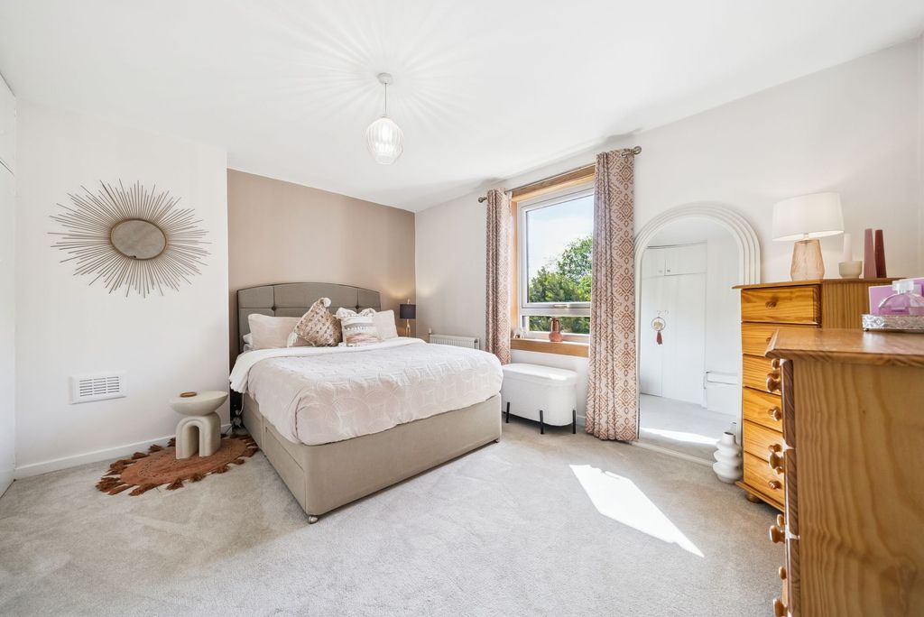 Additional image 9 of 3 bed semi-detached house for saleGlen Crescent, Yoker, Glasgow G13