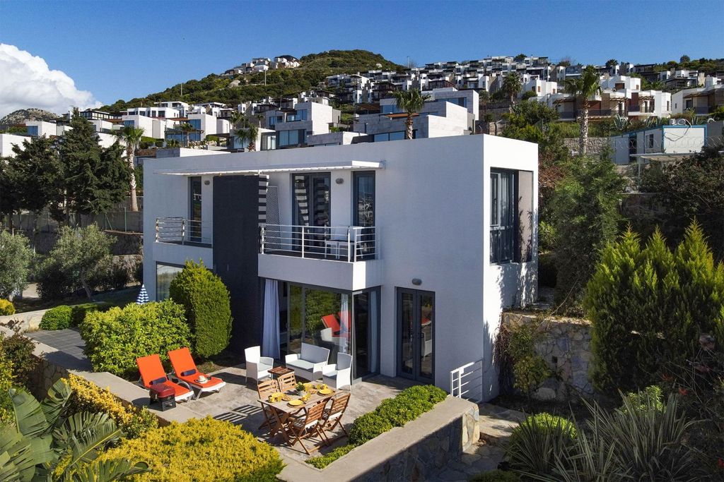 Property photo 3 of 18 A Serene Duplex Garden Apartment In Bodrum For Sale - Main View Of The Garden Duplex Apartment