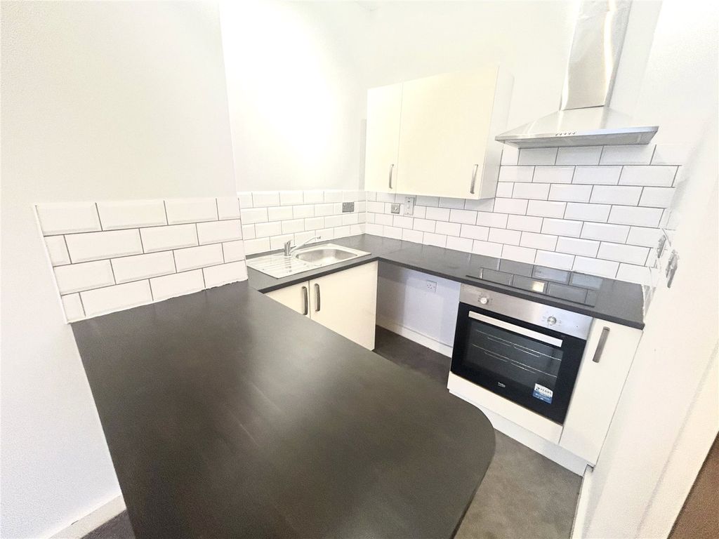 Property photo 2 of 7 Picture No. 14